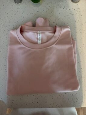 Lululemon Pink Sweatshirt
